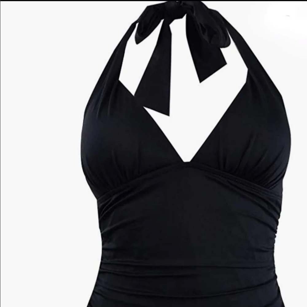 Brand New Ralph Lauren Slimming Tankini Top